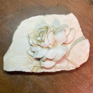 Hen-Feathers  Relief Cast Rose Wall Plaque 3-D Indoor Outdoor